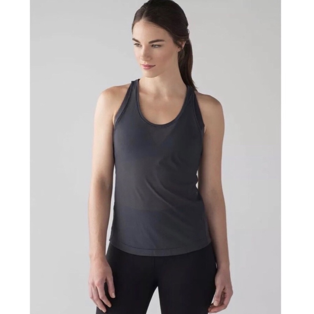 Lululemon revitalize tank 8